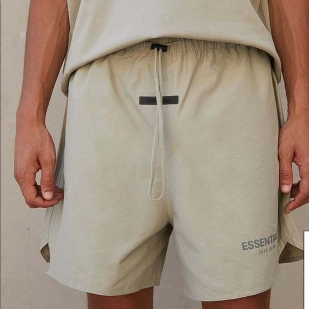 Fear of God Essentials Gray Cotton Nylon Drawstring Cord Shorts Mens Small